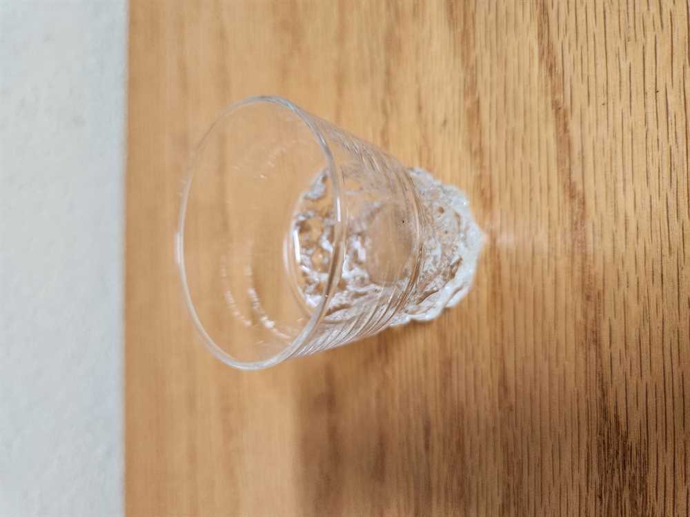 Iittala Kimara Shot Glass by Timo Sarpaneva