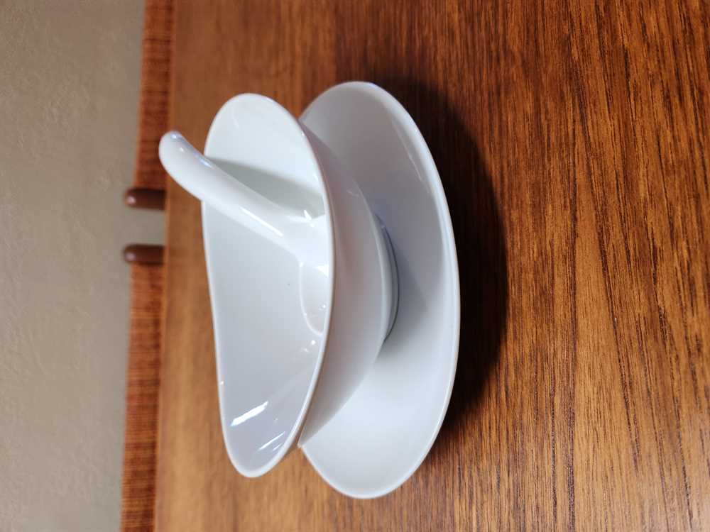 Mikasa Sophisticate Gravy Boat w/ Ladle