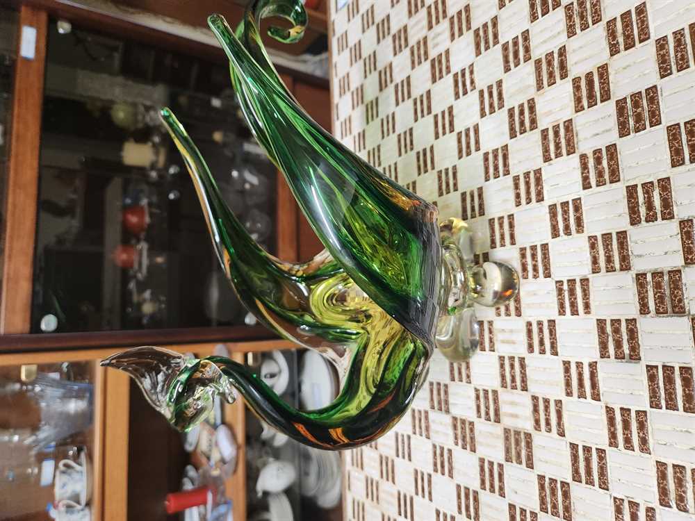 Lorraine Glass Large Art Glass Bird