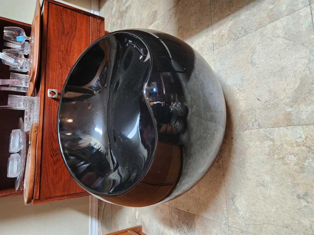 Reproduction 1960's Von Dupont Ball Chair