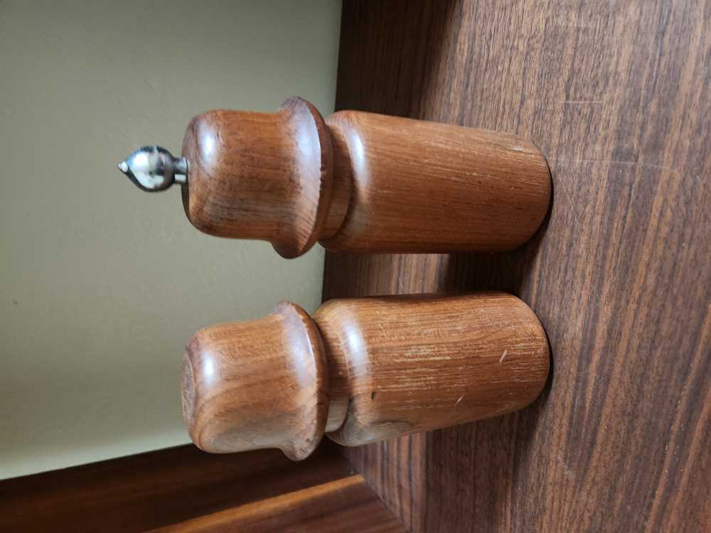 Teak Salt and Pepper Set