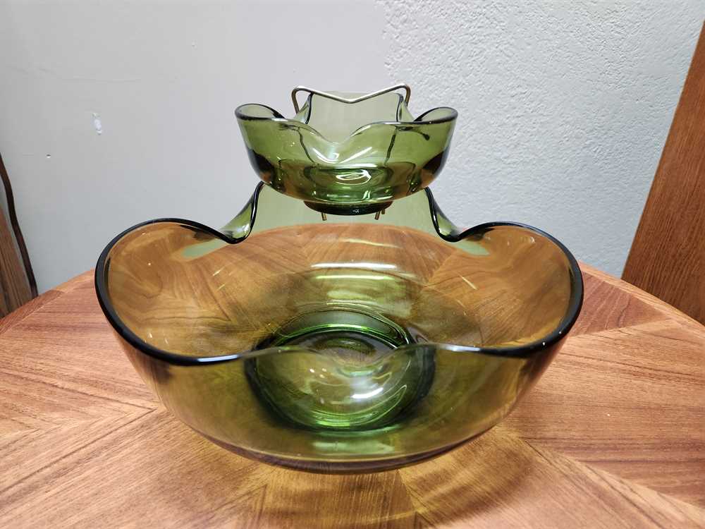 Anchor Hocking Chip and Dip Bowl