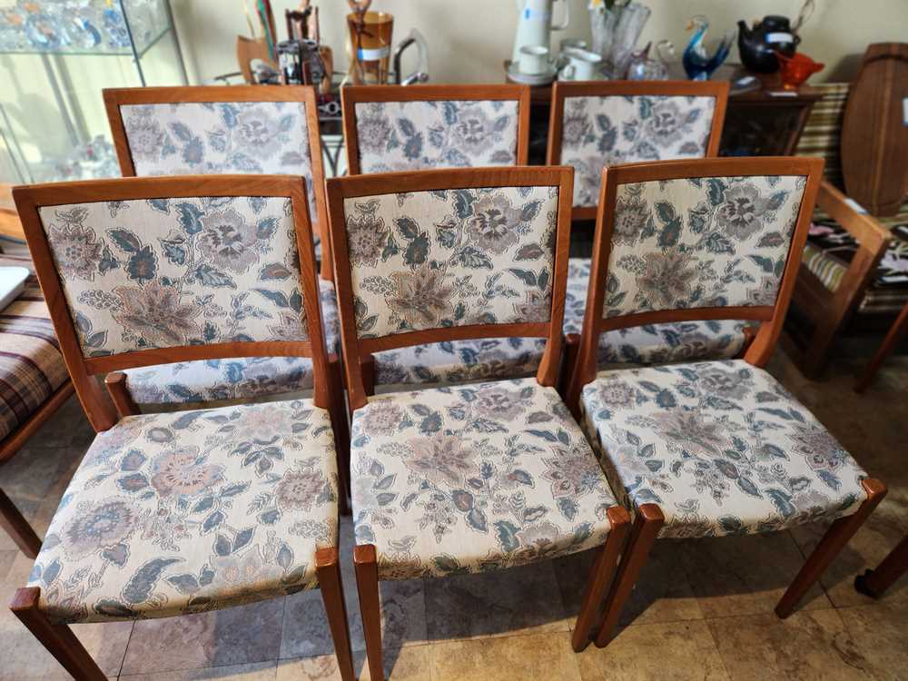 Set of 6 Svegards Markaryds Sweden Teak Dining Chairs