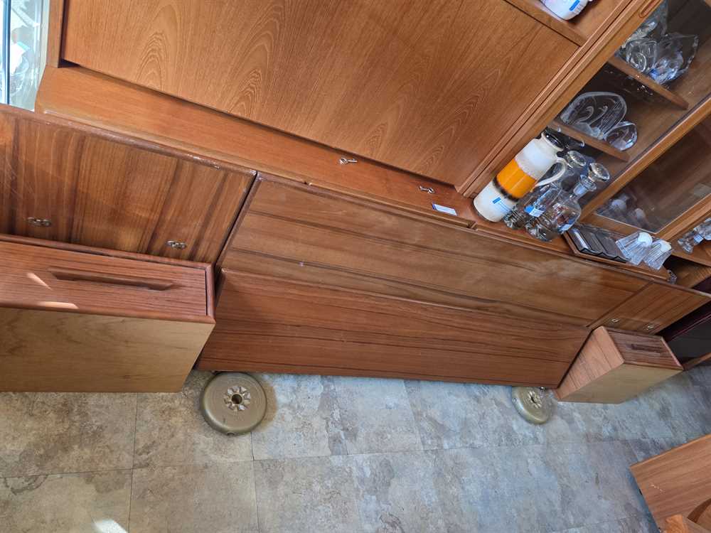 Teak Queen-PlatformBed w/ Floating Nightstands