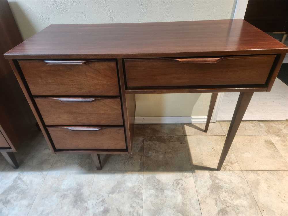 Vic Art Walnut Desk