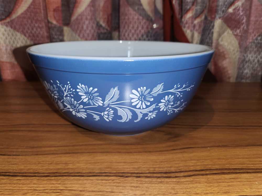 Pyrex Colonial Mist 403 - Blue