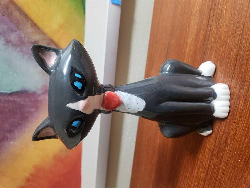 Vintage Ceramic Cat