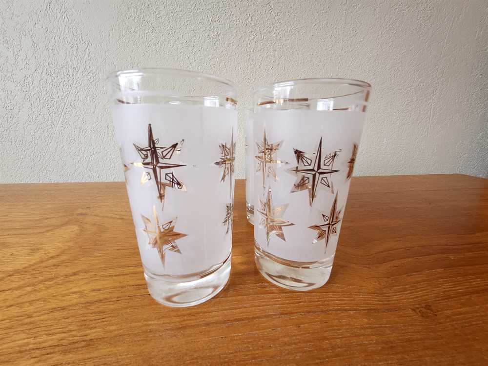 Set of 4 Dominion Glass Starburst Drinking Glasses