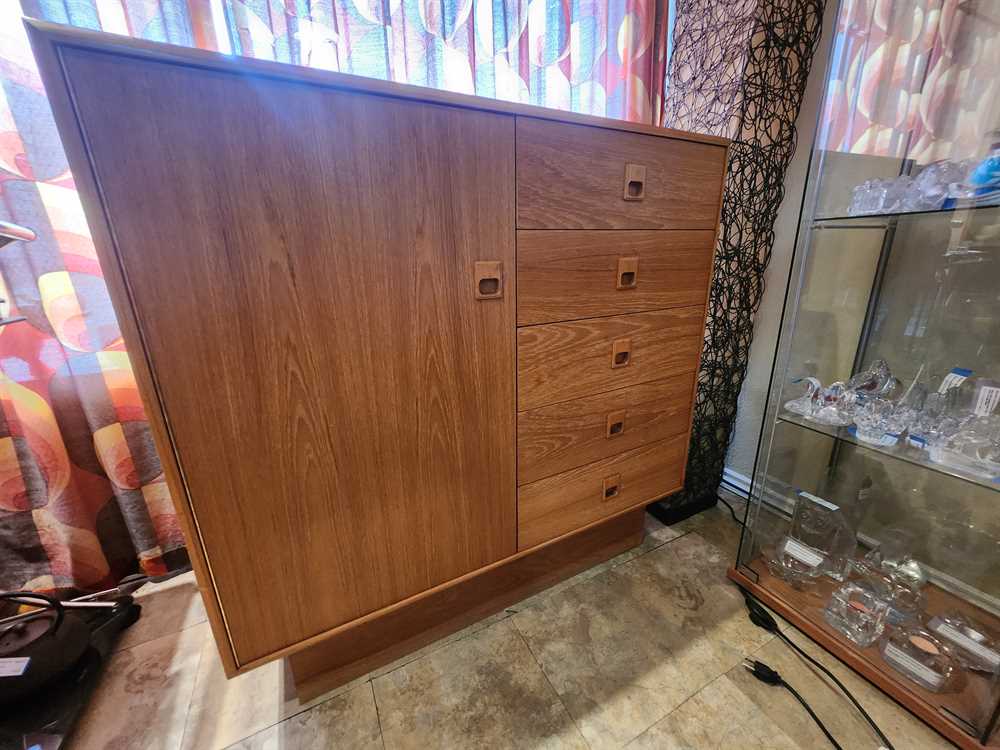 Teak Gentleman's Dresser