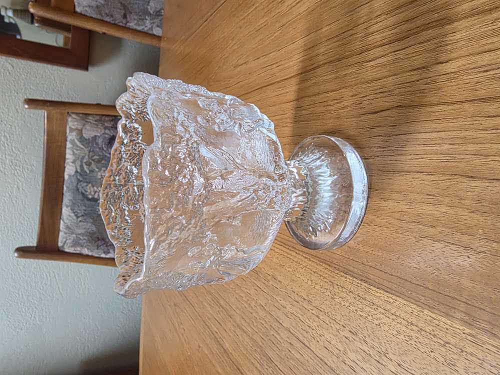 Kosta Boda Rhapsody Chalice by Kjell Engman