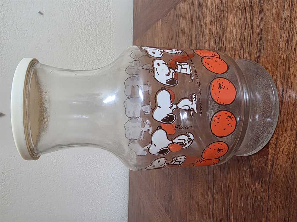 1958 Anchor Hocking Snoopy Orange Juice Carafe w/ Lid