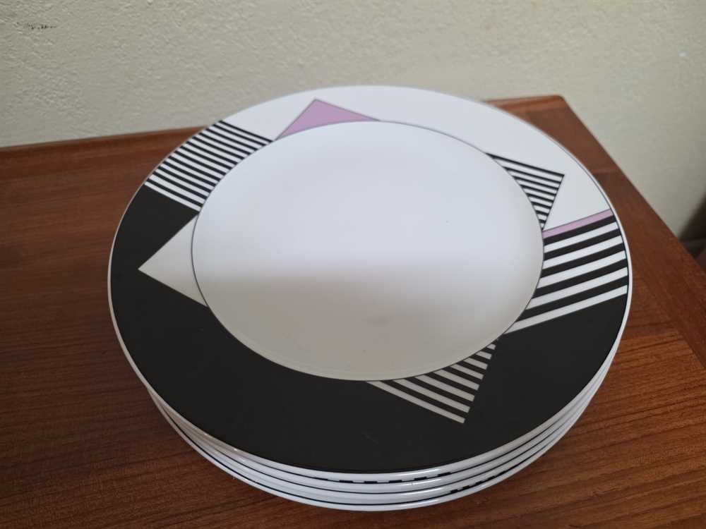 Set of 4 Arzberg Germany Modern 12 1/2" Serving/Charger Plates