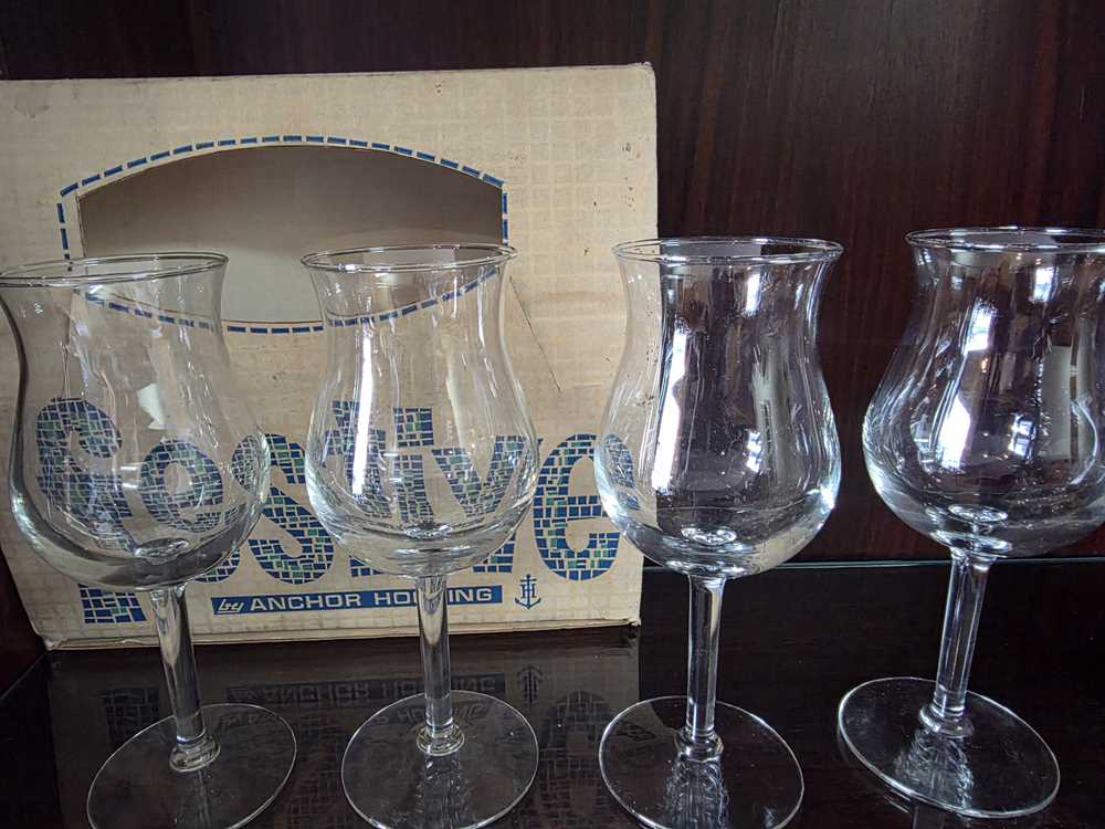 Set of 4 Anchor Hocking Festive Wine Glasses in Box