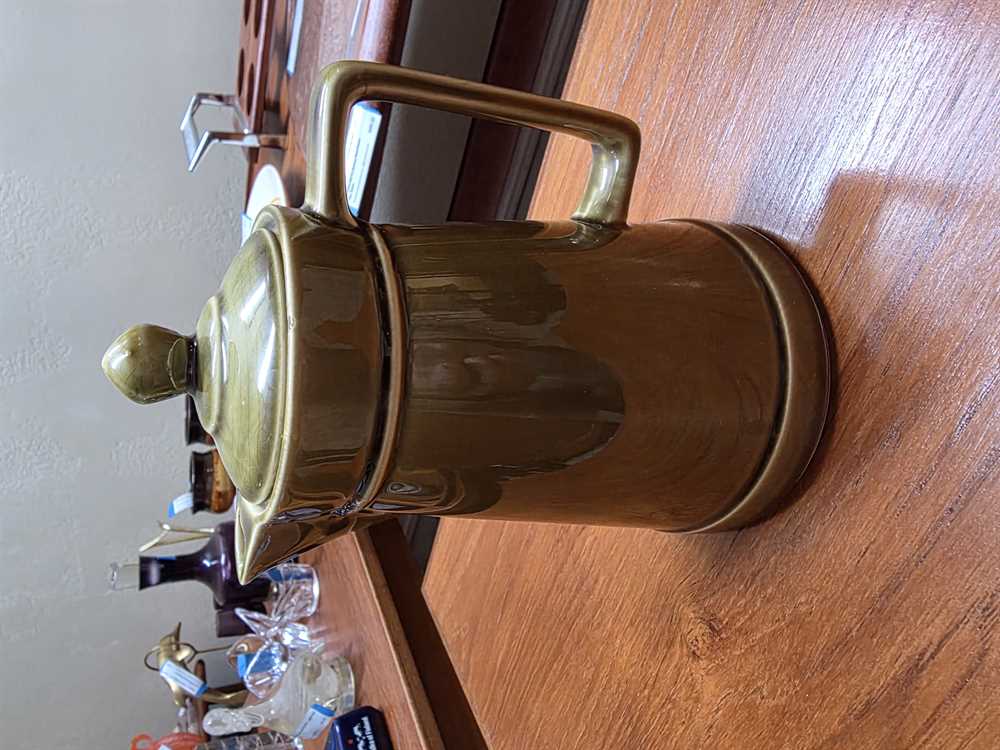 Vintage Emerald Green Japanese Teapot