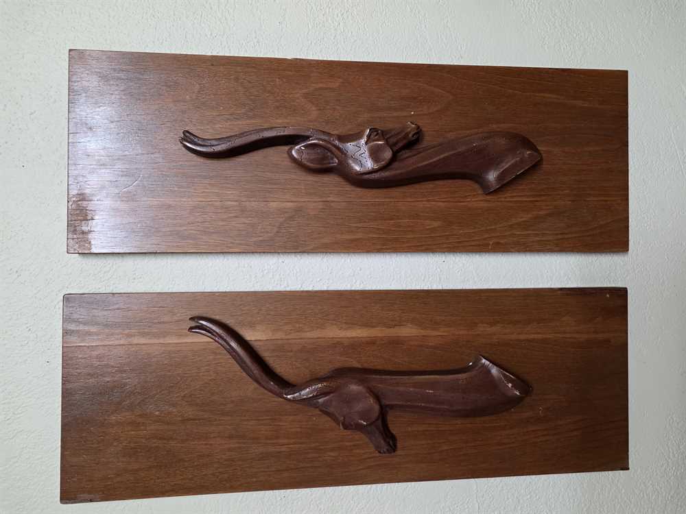 Pair of Devonware Canada Antelope Wall Art Sculptures