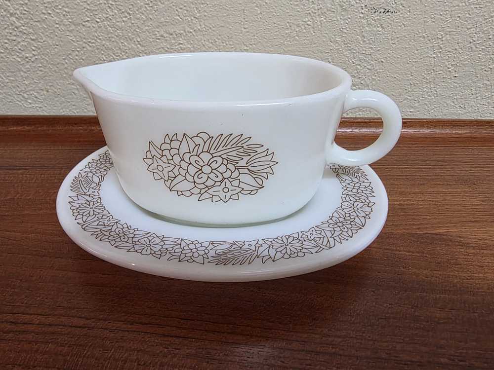 Pyrex Woodlands Gravy Boat