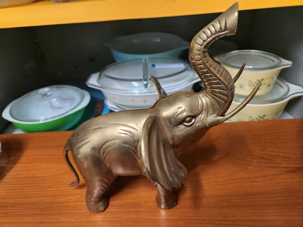 Medium Brass Elephant