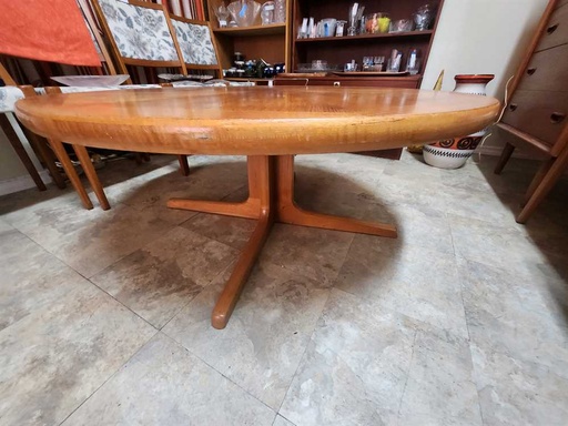 [MB02147] Nordic Furniture Round Teak Coffee Table