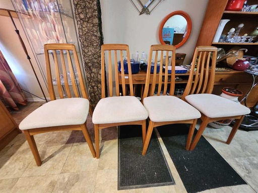 [CT00325] Set of 4 Benny Linden Teak High Back Dining Chairs