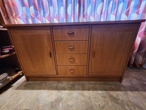 [CT00326] Teak Sideboard