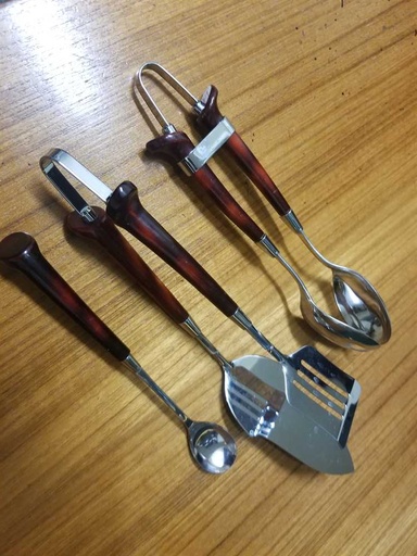 [MB02206] Set of three Glohill Lucite Serving Utensils