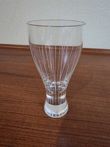 [MB02352] Hadeland Glasverk Norway Arne Jon Jutrem Red Wine Glass