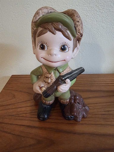 [MB02398] 1970's Atlantic Mold Hunter Boy & Hound