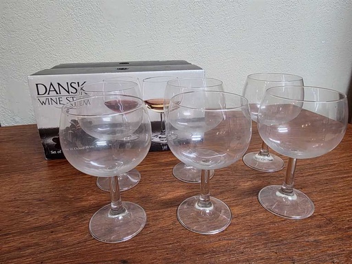 [MB02405] Set of 6 Dansk Wine Stem "Wine Lovers" Glasses. - Holland