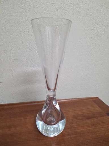 [MB02417] Johansfors Glasbruk Vases by Bengt Orup - Signed