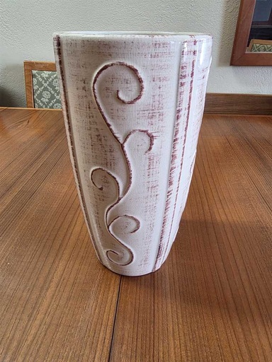 [MB02472] Laurentian Pottery Canada Vase