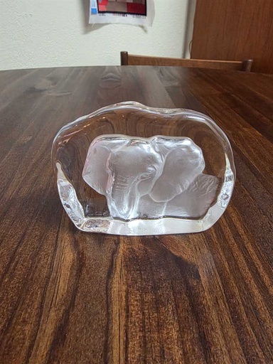 [MB02540] Cristal D'Arques France Elephant Glass Sculpture