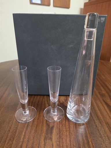[MB02543] Orrefors Kampai Schnapps Decanter and Glass Set by Lana Bergstrom