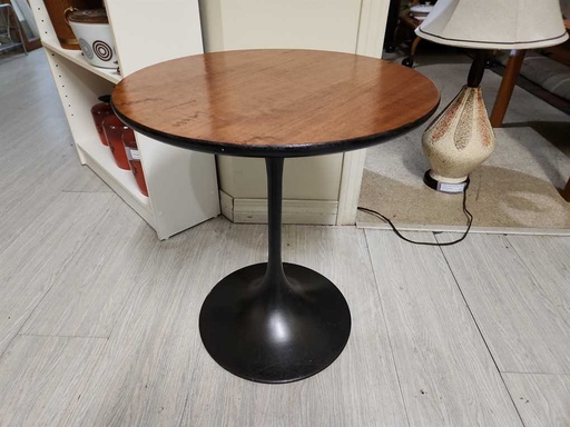 [CT00125] Teak Tulip Table Late 60's/Early 70s